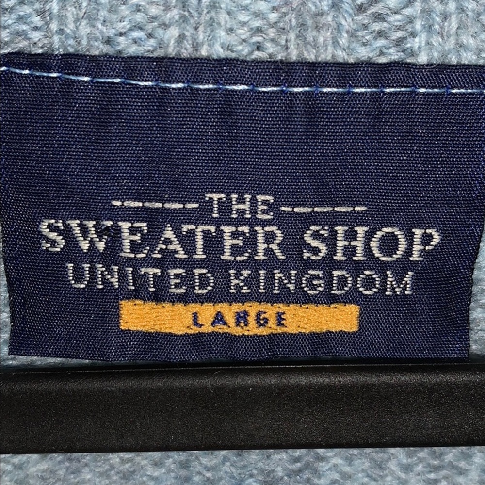 VINTAGE EMBROIDERED AUTHENTIC WOOL SWEATER
